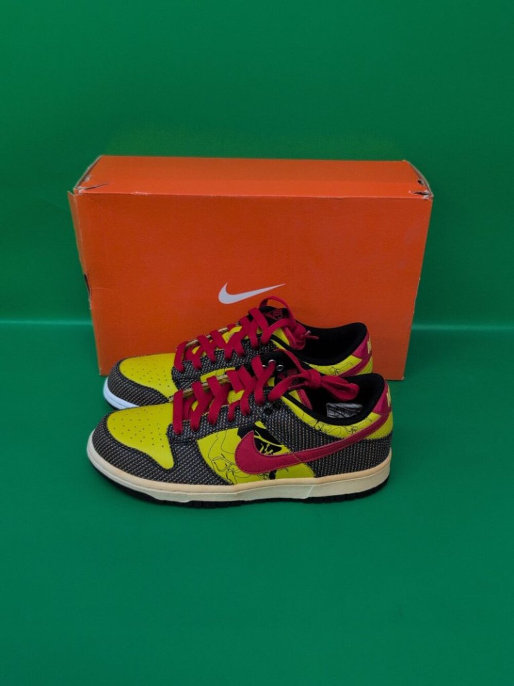 Nike Dunk Low Premium Women's Shoes US 8 Black & Sport Red Bright 313600-061 - Picture 3 of 15